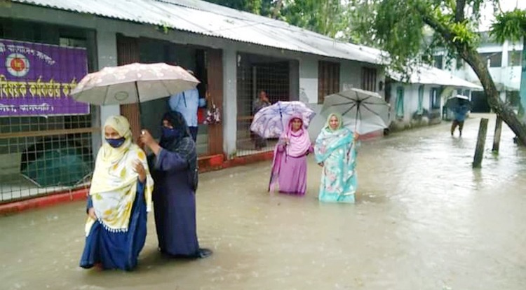 ঝালকাঠিতে বেড়েছে নদীর পানি, ৫০ গ্রাম প্লাবিত