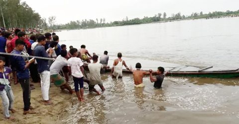 পঞ্চগড়ে নৌকাডুবির ঘটনায় মৃতের সংখ্যা বেড়ে ৬৬