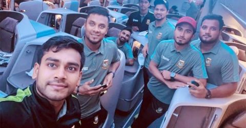 রাতে ঢাকা ছেড়েছে বাংলাদেশ ক্রিকেট দল