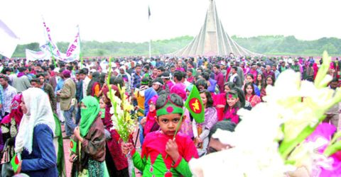 দেশজুড়ে যথাযোগ্য মর্যাদায় মহান বিজয় দিবস উদযাপিত