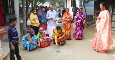 বরিশালের আগৈলঝাড়ায় ২৪২ বছরের ঐতিহ্যবাহী মারবেল মেলা অনুষ্ঠিত