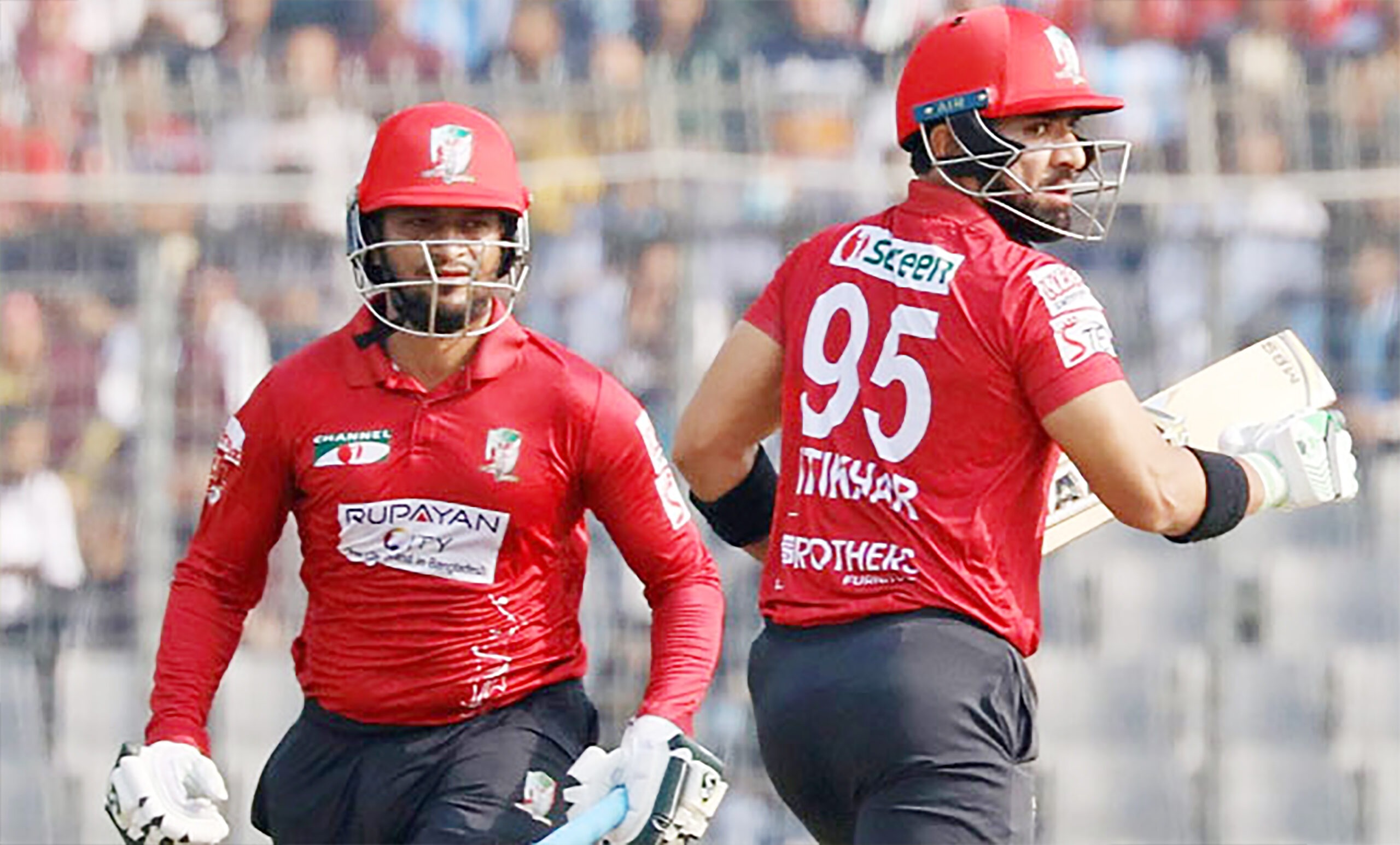 খুলনাকে ১৯৫ রানের লক্ষ্য দিয়েছে বরিশাল