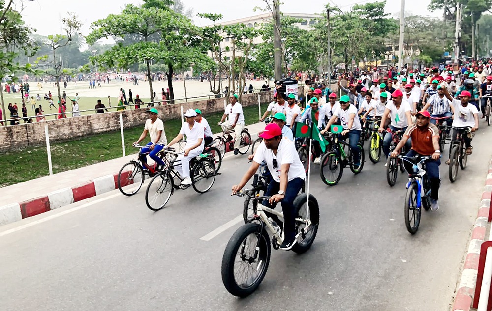 বরিশালে জাতীয় শিশু দিবসে বিসিসি’র বর্ণাঢ্য সাইকেল র‌্যালি