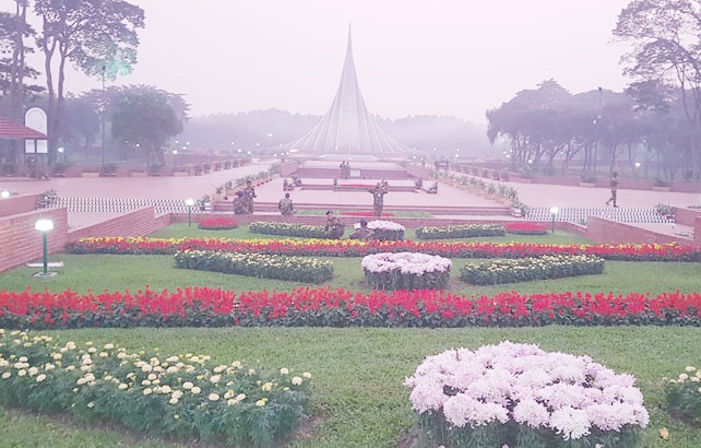 শ্রদ্ধা আর ভালোবাসায় সিক্ত হতে প্রস্তুত জাতীয় স্মৃতিসৌধ