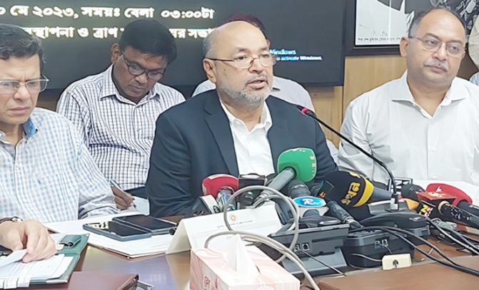 উপকূলে জলোচ্ছ্বাসের কোনো শঙ্কা নেই  : দুর্যোগ প্রতিমন্ত্রী