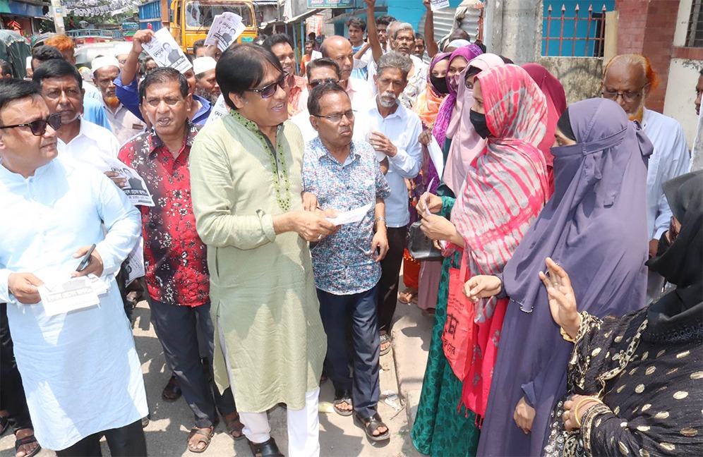 অভিযোগ দেওয়ার মতো বিষয় পরিলক্ষিত হচ্ছে না : মেয়র প্রার্থী তাপস 