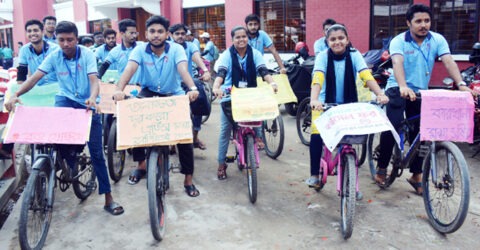 বরিশালে ডেঙ্গু সচেতনতায় বাইসাইকেল র‍্যালি