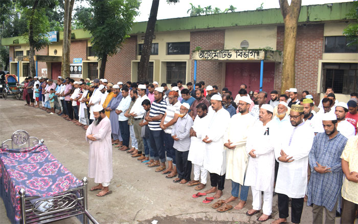 সাংবাদিক মিলনের মাতার মৃত্যুতে বরিশাল ফটোজার্নালিস্ট এ্যাসোসিয়শনের শোক