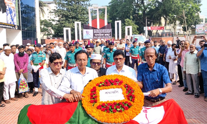 শেষ শ্রদ্ধায় শিক্ত সর্বজন শ্রদ্ধেয় সাংবাদিক এসএম ইকবাল