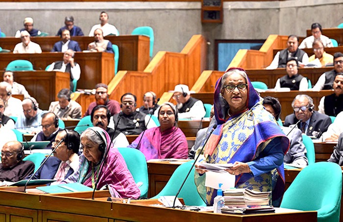 বিদেশে সফরের সময় আমাকে হত্যা করতে কিলার ভাড়া করেছিল তারেক : প্রধানমন্ত্রী