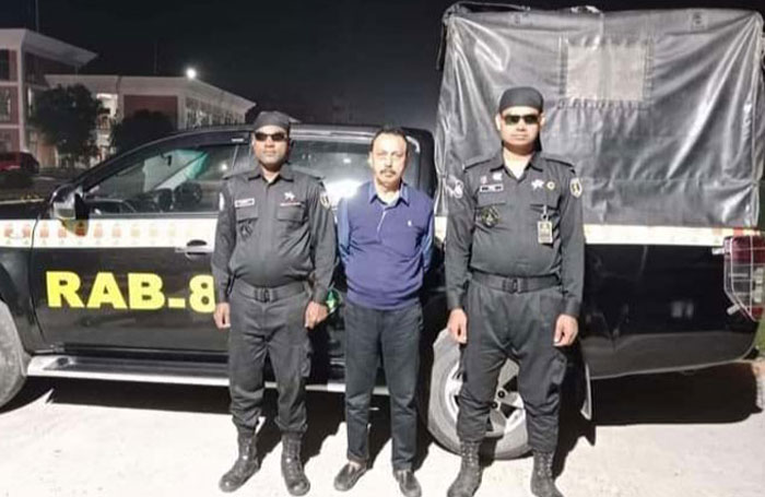 ভোটকেন্দ্রে অগ্নিসংযোগের পরিকল্পনা, আটক ১