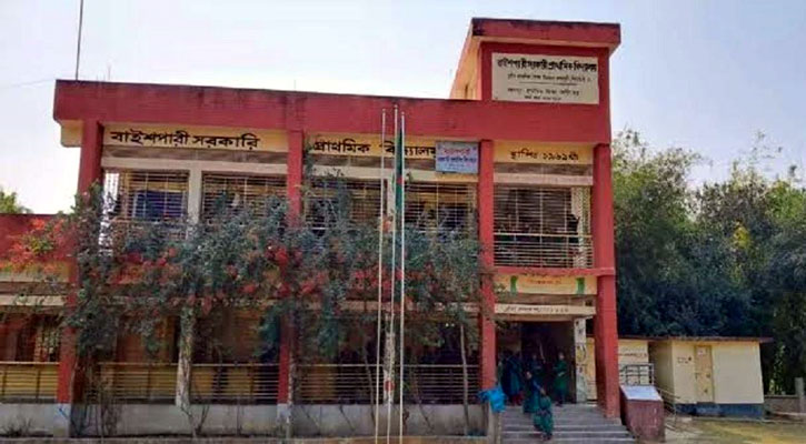 বুধবার ২৩ দিন পর খুলছে ঘুমধুম সীমান্তের ৫ প্রাথমিক বিদ্যালয় ।