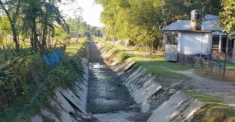 উত্তরের তিস্তা নদীতে পানি নেই