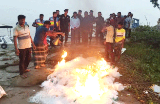 বরিশালের হিজলা ও মুলাদীতে বিপুল পরিমাণ অবৈধ জাল-জাটকা জব্দ