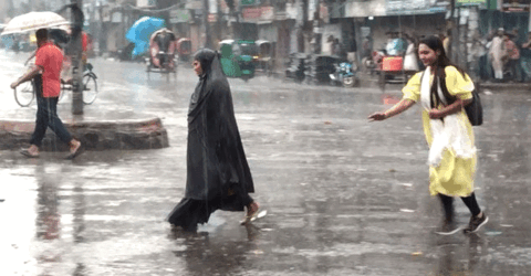 তাপপ্রবাহের মধ্যে রাজধানীতে বজ্রসহ হালকা বৃষ্টি