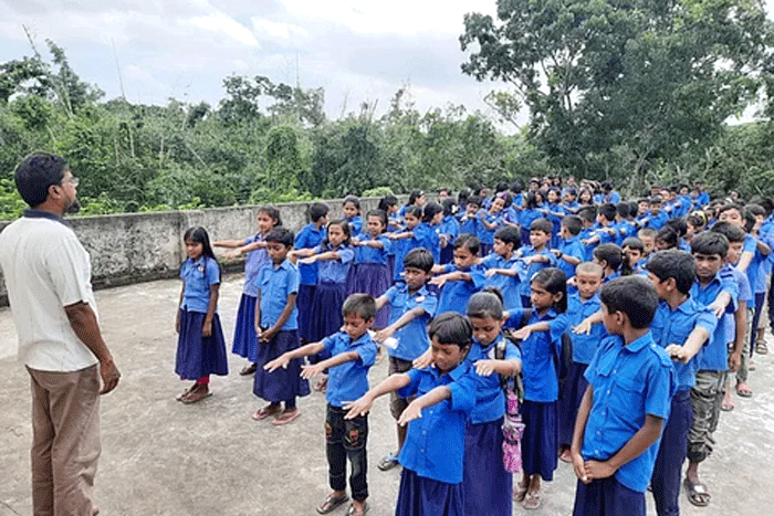 তাপদাহের কারণে দেশের সকল প্রাথমিক বিদ্যালয়ের অ্যাসেম্বলি বন্ধ