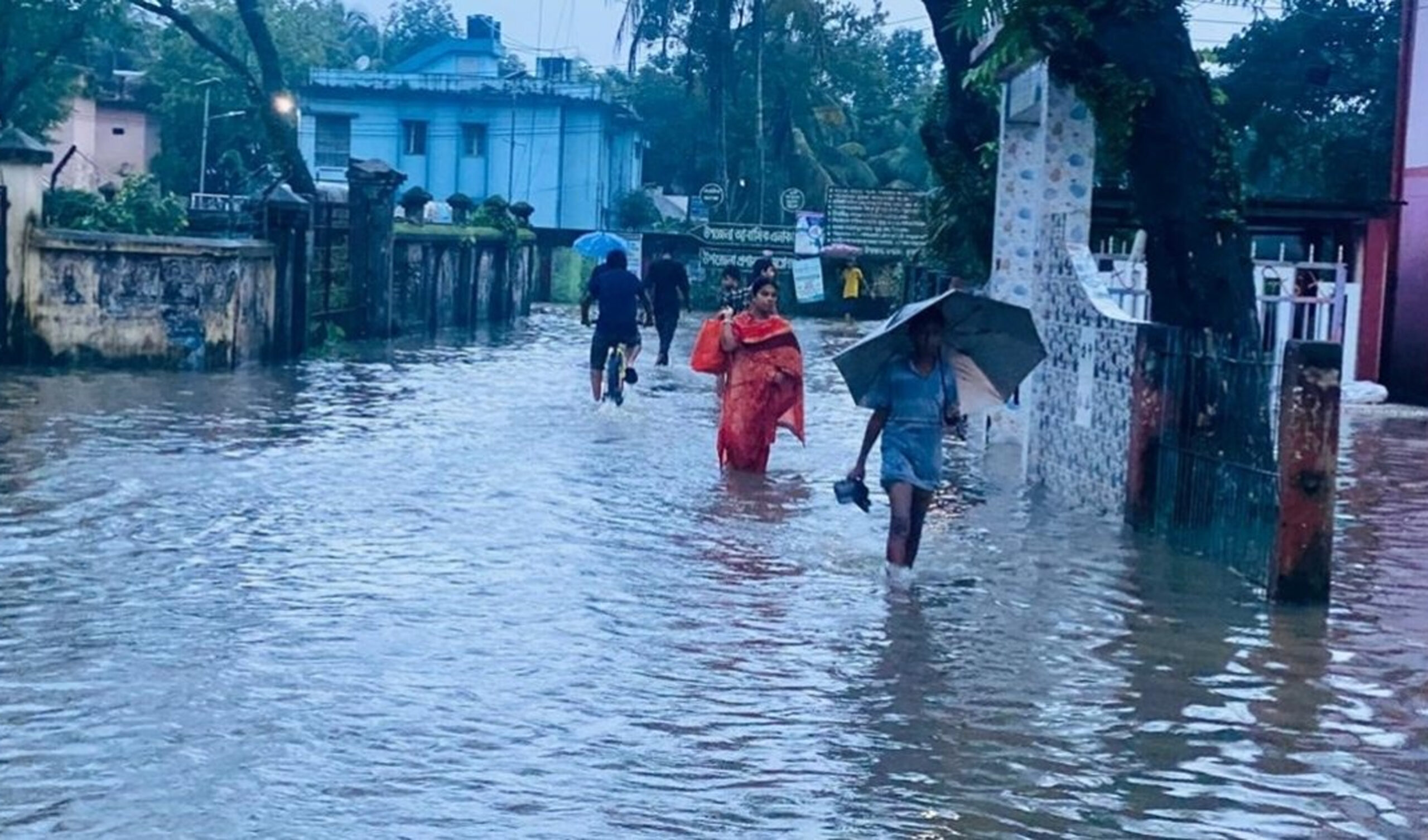 বন্যায় সিলেট অঞ্চলে ১৬ লাখ মানুষ পানিবন্দি