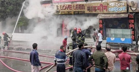 রাজধানীর উত্তরায় রেস্টুরেন্টে আগুন, নিয়ন্ত্রণে ফায়ার সার্ভিসের ৯ ইউনিট