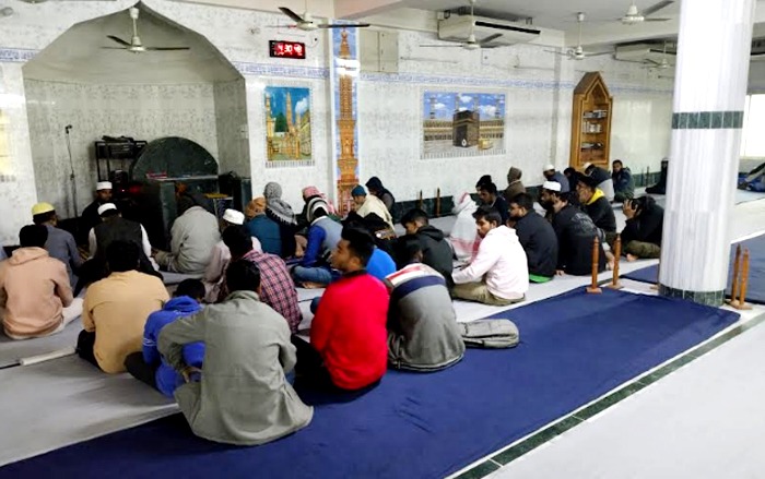 খালেদা জিয়ার সুস্থতায় ববিতে ছাত্রদলের দোয়া মিলাদ আয়োজন