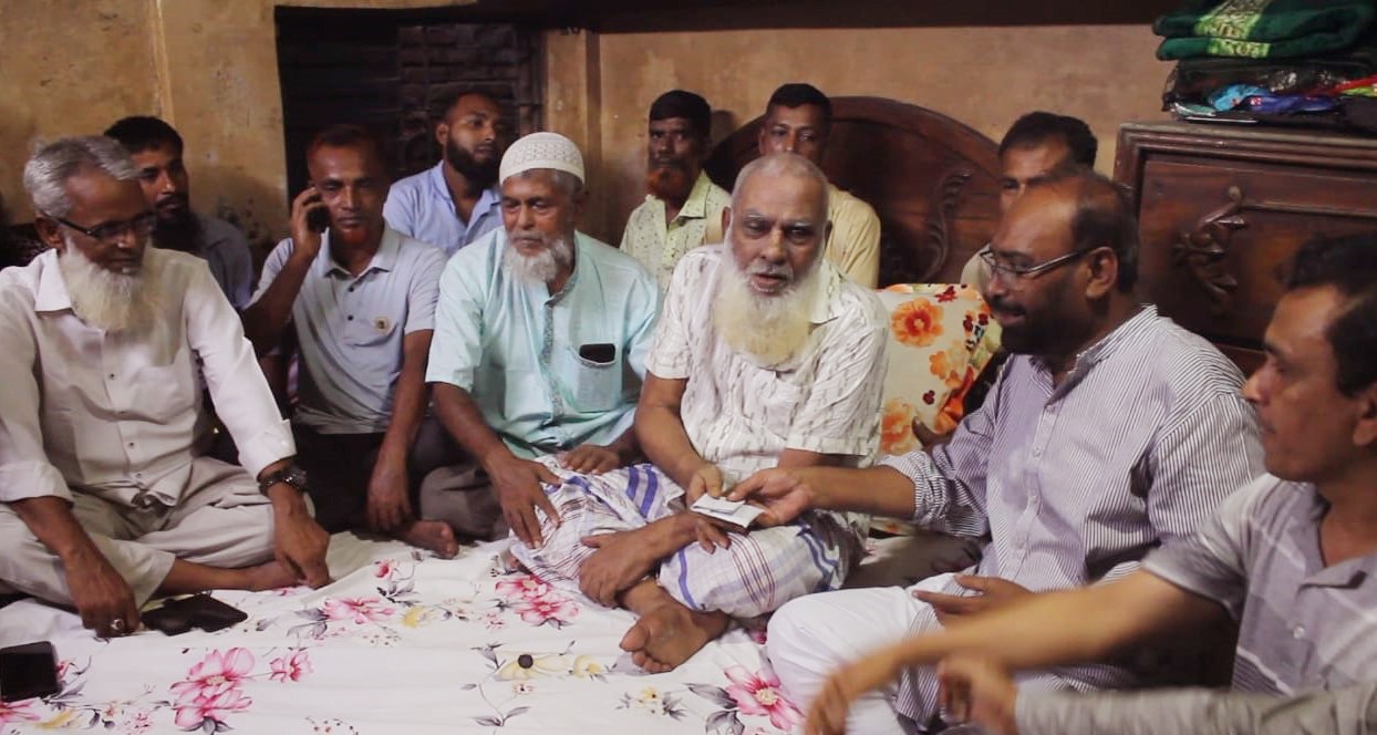 বরিশালে অসুস্থ শ্রমিকদল নেতার খোঁজ নিলেন ফয়েজ খান