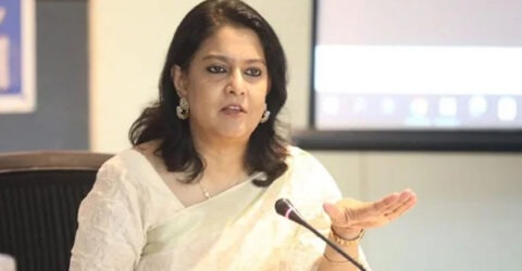 ছাড়পত্র প্রদানে অনিয়মের বিরুদ্ধে কঠোর হুঁশিয়ারি পরিবেশ উপদেষ্টার