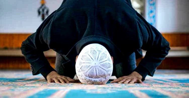 নফল নামাজ ভেঙে ফেললে কাজা করতে হবে কি?