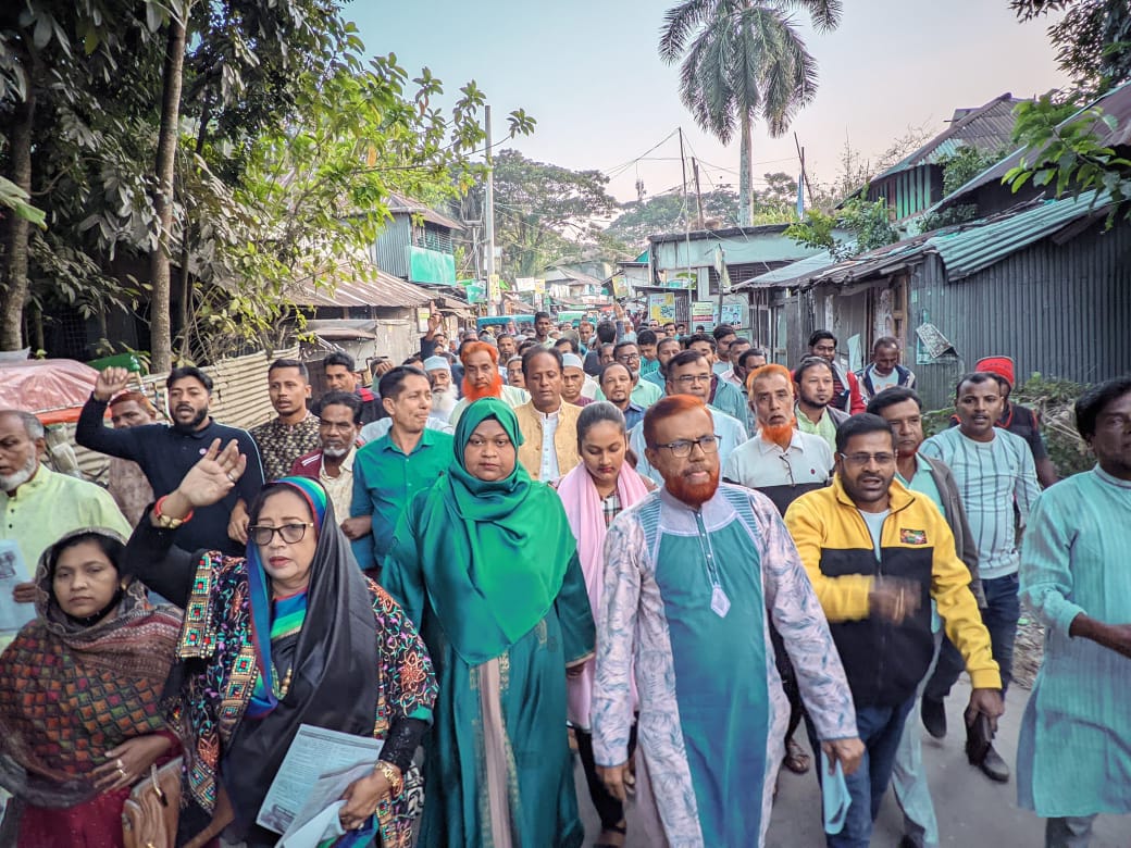 বাউফলে বিএনপির ৩১ দফার লিফলেট বিতরণ ও পথসভা অনুষ্ঠিত