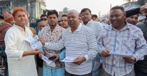 বরিশাল নগরীর ০৭ নং ওয়ার্ডে বরিশাল-৫ আসনের বিএনপি মনোনীত প্রার্থী মজিবর রহমান সরোয়ার পক্ষে প্রচার-প্রচারণা